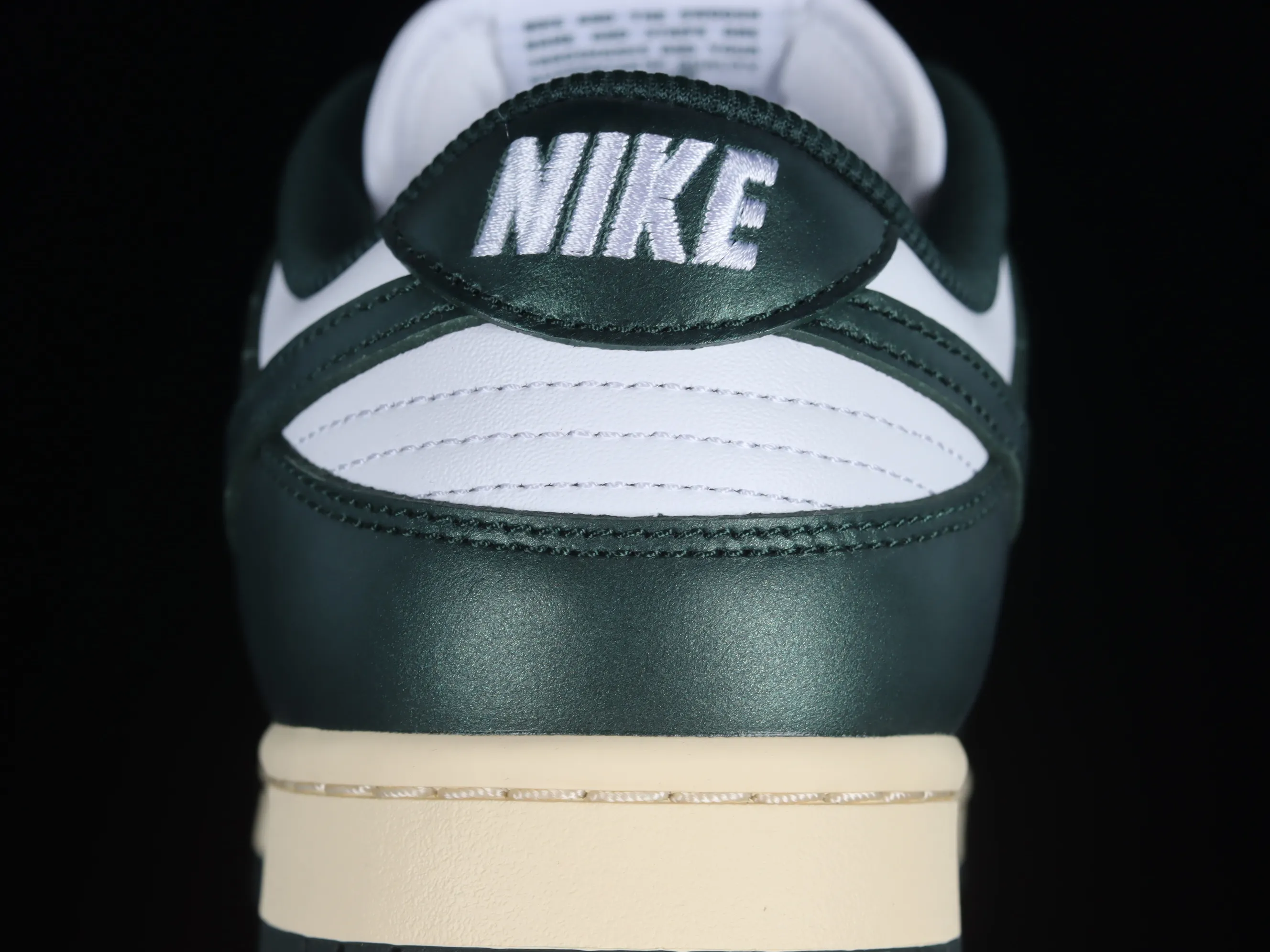 All categories Nk SB Dunk series Nk SB Dunk Low low-top sneakers M version pure original Nk SB Dunk Low "Vintage Green" navy green old SB smashed backboard fashion casual sneakers DQ8580-100